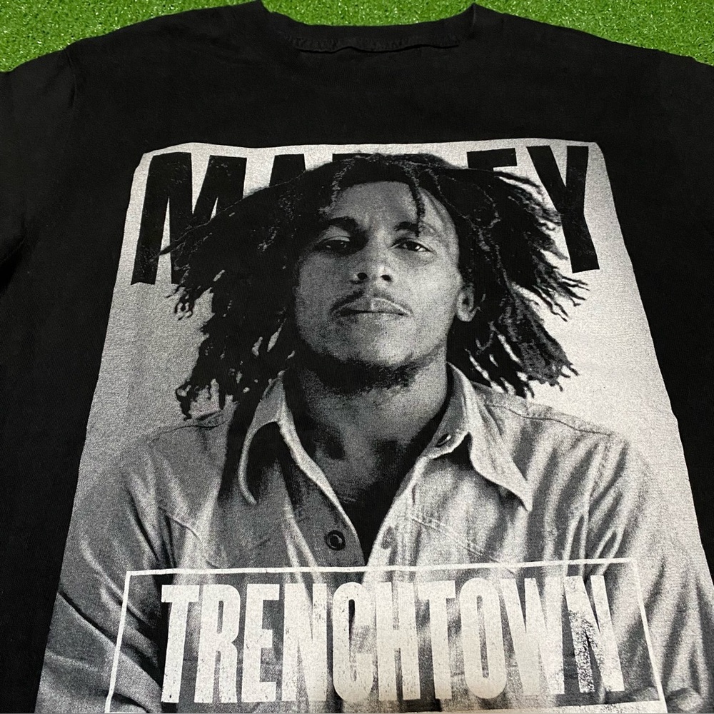 Bob Marley Trenchtown Rock T-Shirt Men's Small Black White Graphic Reggae
